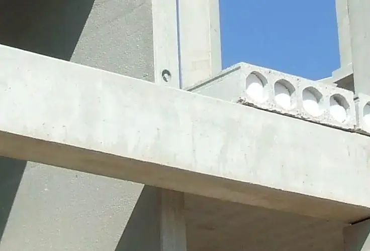 Montaje de prefabricados de hormigón