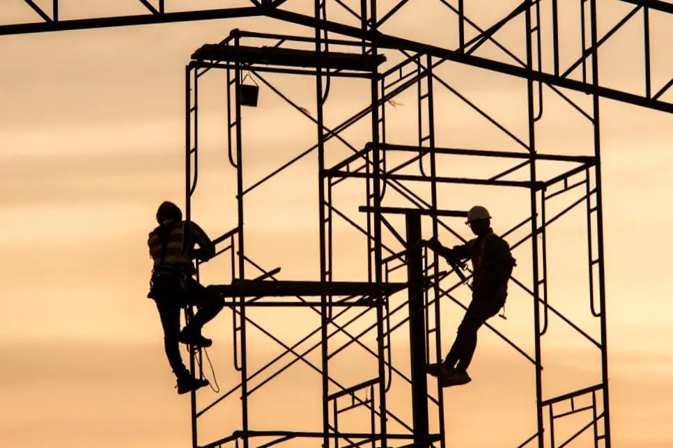 Montaje y desmontaje de andamios y estructuras tubulares - Curso Construcción