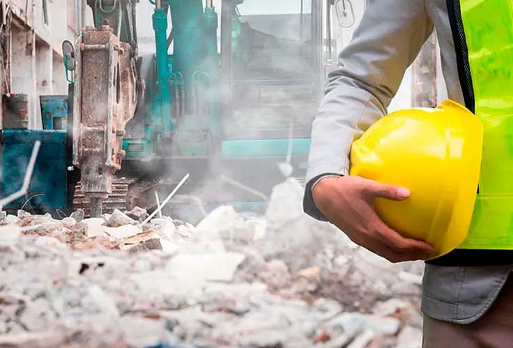 Trabajos de demolición y rehabilitación