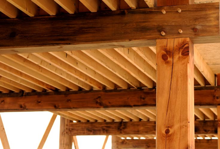 Montador de estructuras de madera